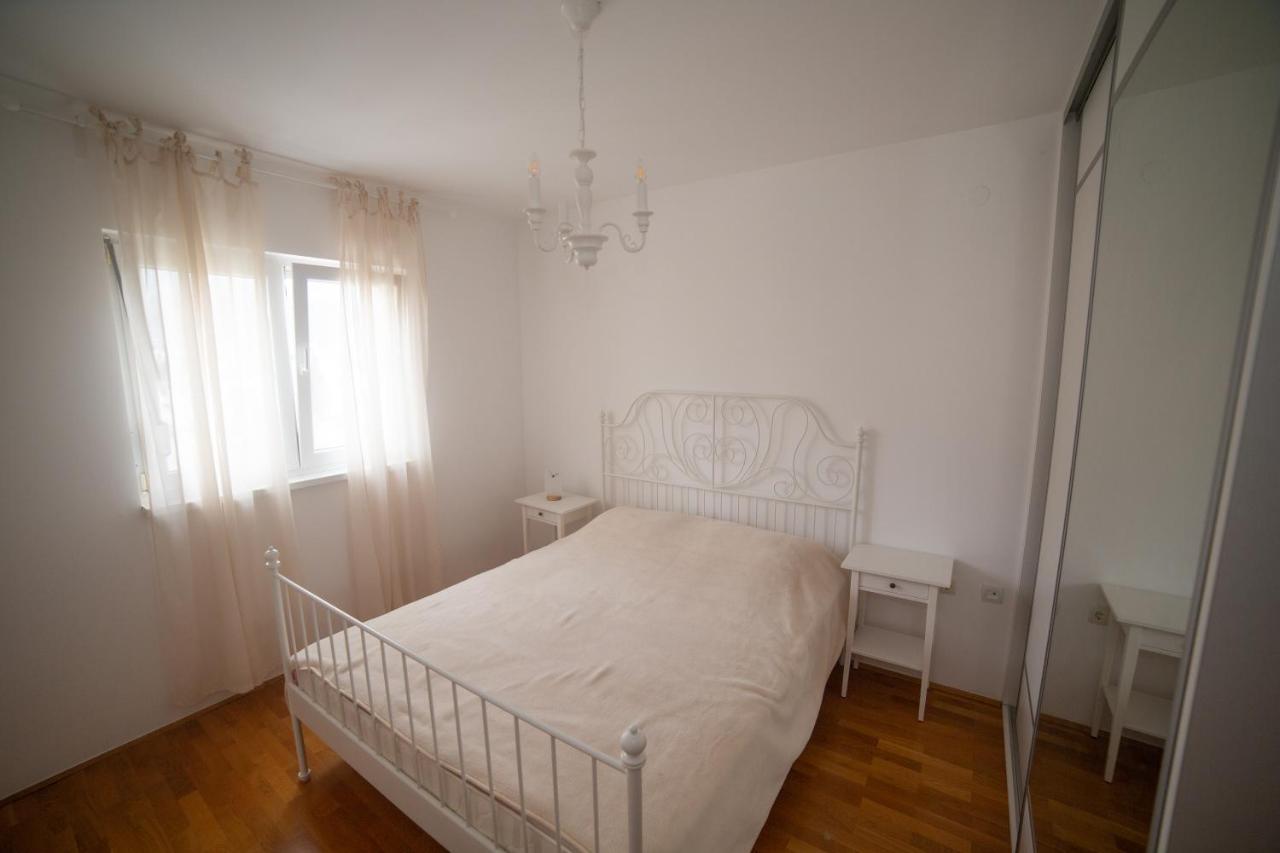 Apartment Plamenatz Бар Екстериор снимка