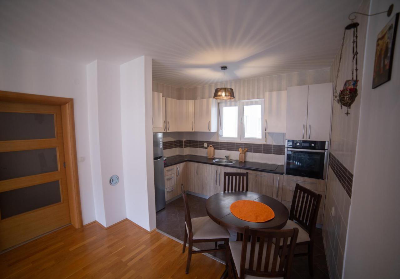 Apartment Plamenatz Бар Екстериор снимка