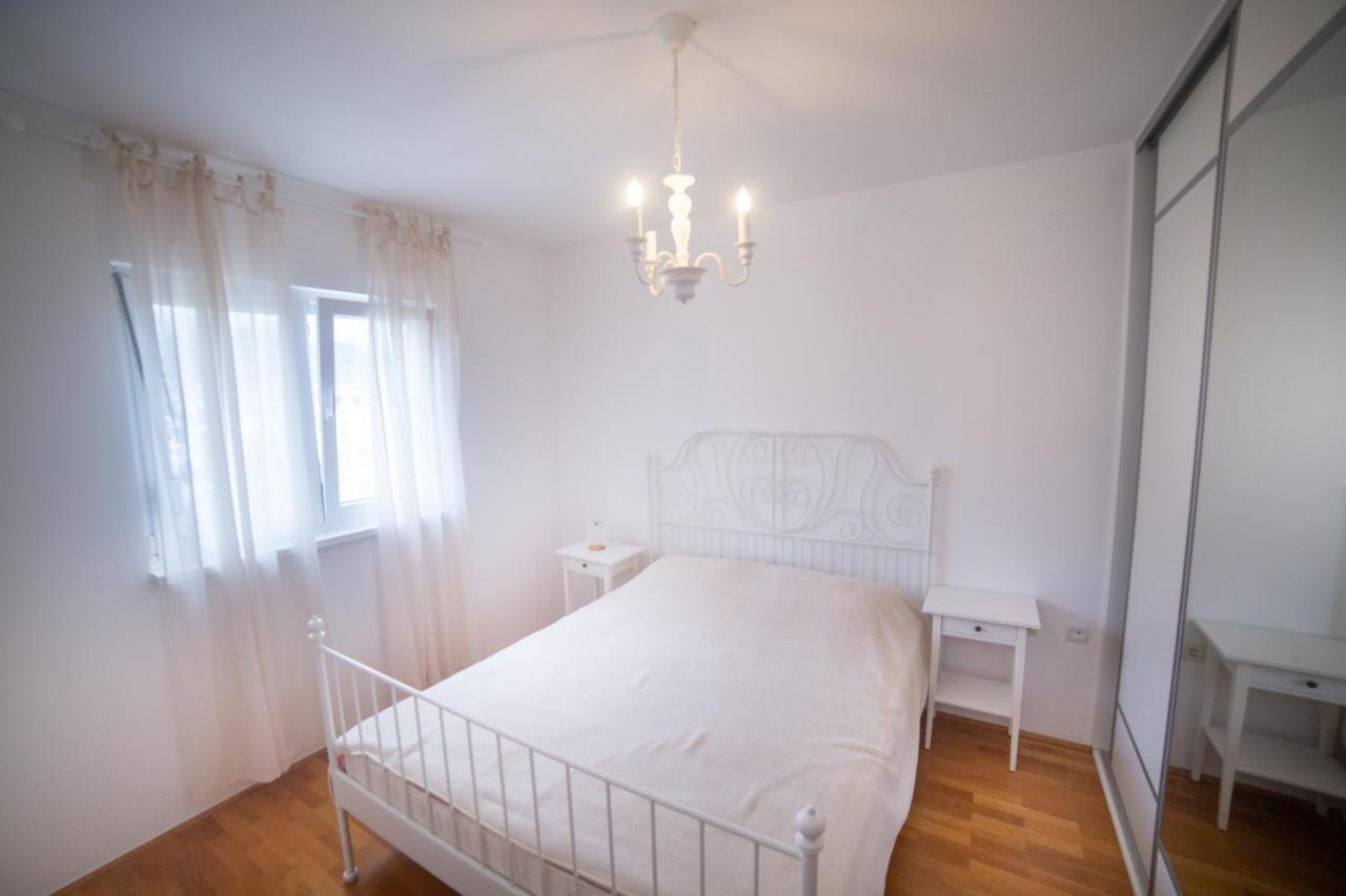 Apartment Plamenatz Бар Екстериор снимка